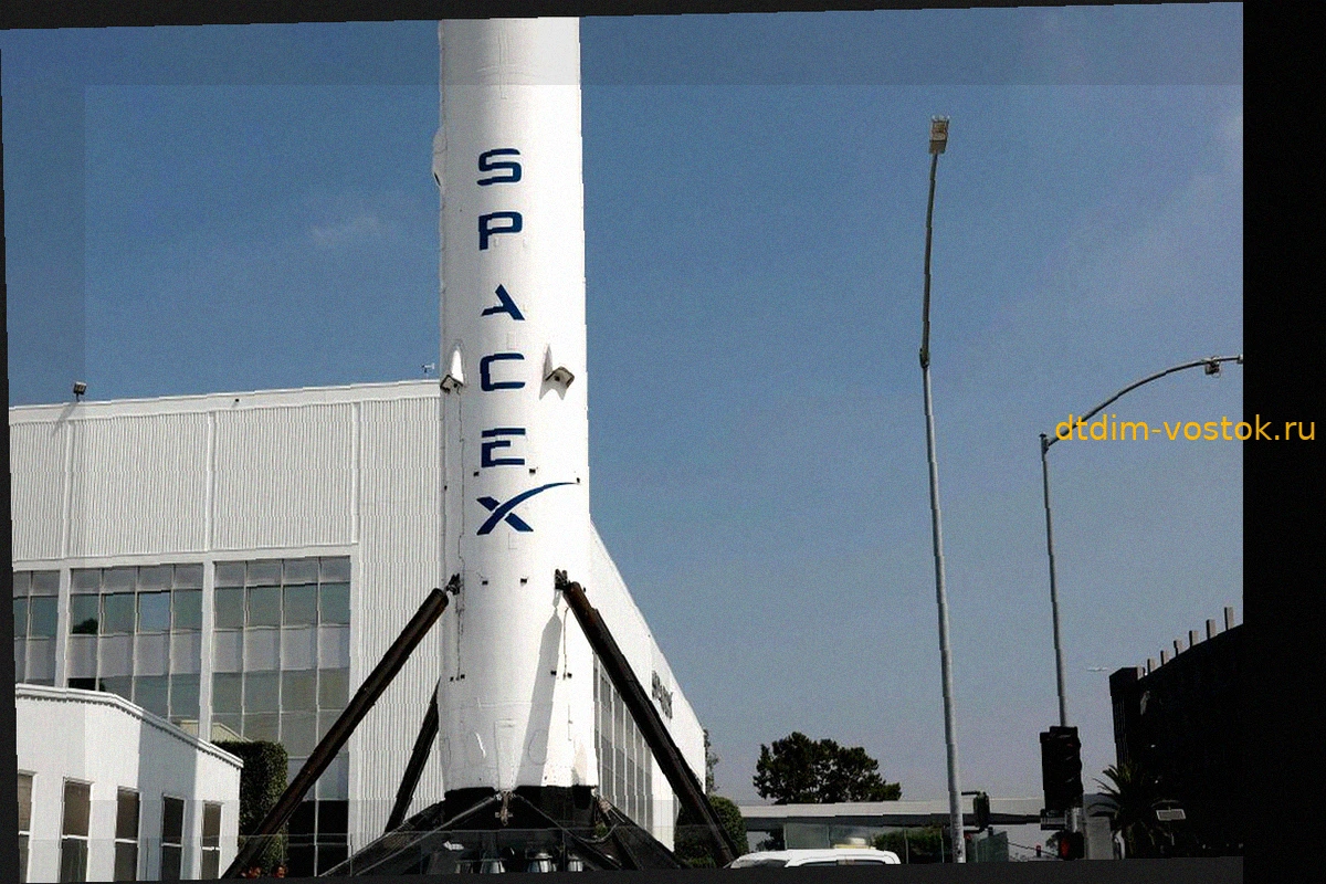 SpaceX: Доходы выросли на 92% в первом отчете, убытки сократились
