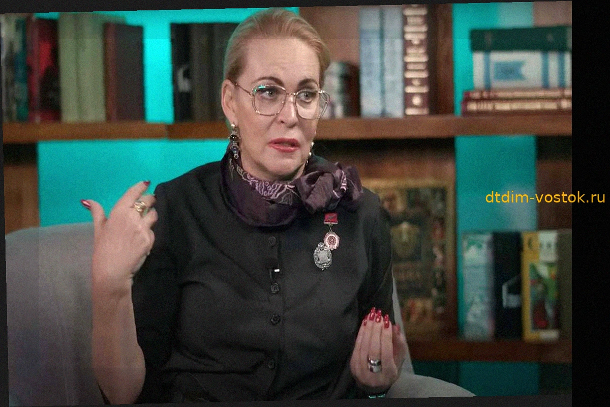 «Пусть получает оклад!»: Алена Яковлева резко высказалась о Янине Студилиной