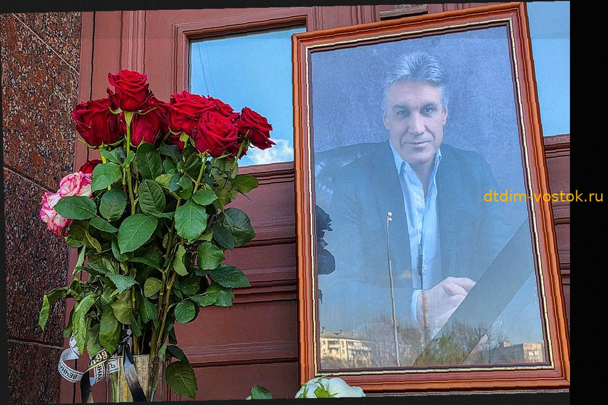 «Я тебя безумно люблю»: младший сын Пиманова обратился к отцу после похорон