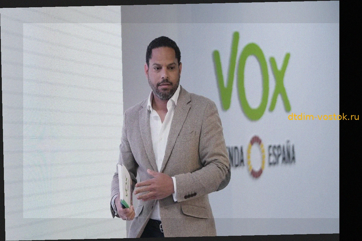 Vox considera que Moreno asumirá la prioridad nacional y no exige, por ahora, formar parte de su gobierno